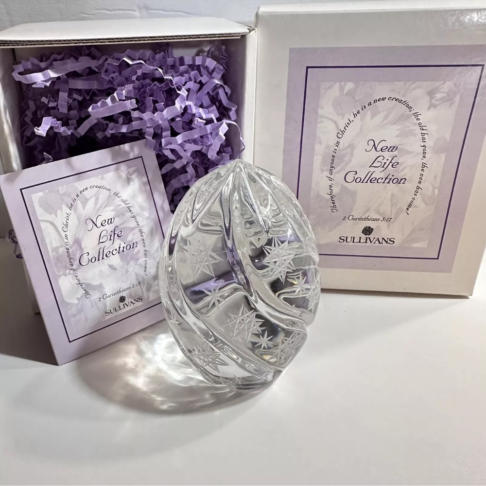 Sullivans 24% Crystal Egg Art Glass Paperweight W/ Box Etched Snowflakes Poland